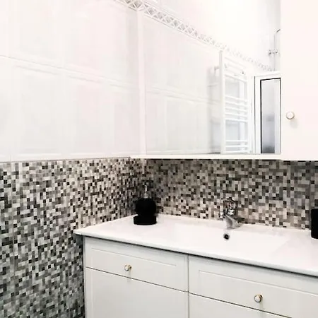 Maison Familiale De Caractère Avec Piscine Hébergement de vacances