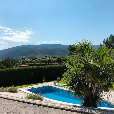 Dom wakacyjny Maison Familiale De Caractere Avec Piscine