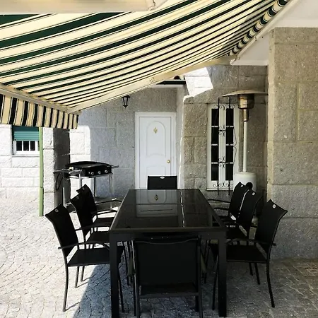 Maison Familiale De Caractere Avec Piscine * Padronelo