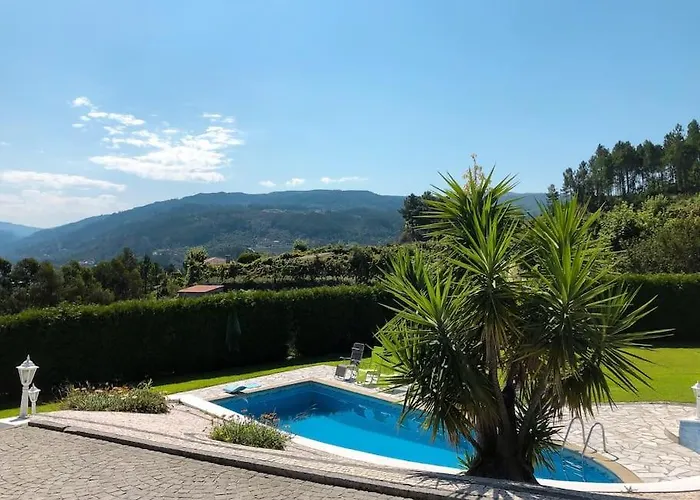 Semesterbostad Maison Familiale De Caractere Avec Piscine